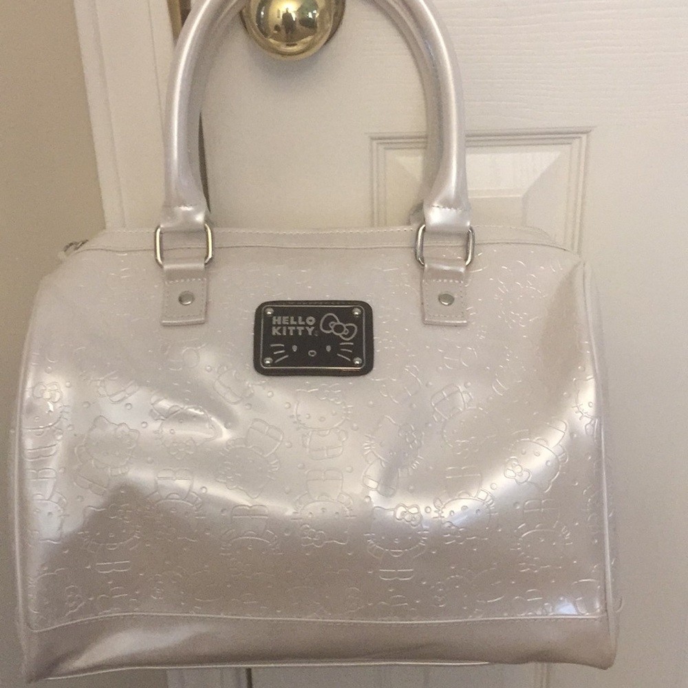 Hello kitty handbag